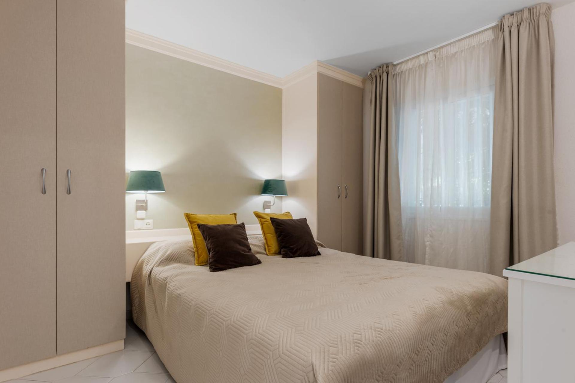 Miraflores Apartments By The Beach Costa Del Sol Sitio de Calahonda Bagian luar foto