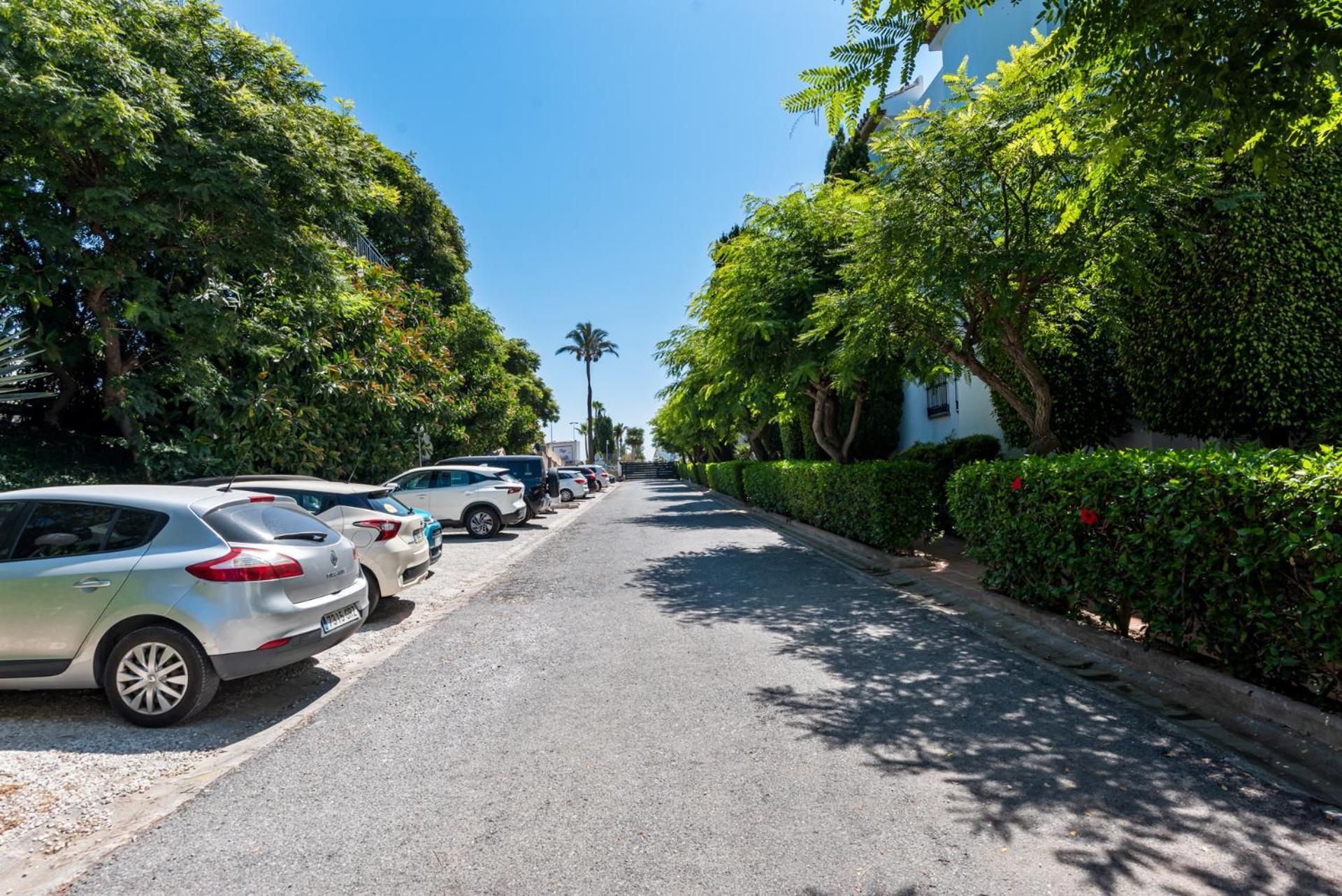 Miraflores Apartments By The Beach Costa Del Sol Sitio de Calahonda Bagian luar foto
