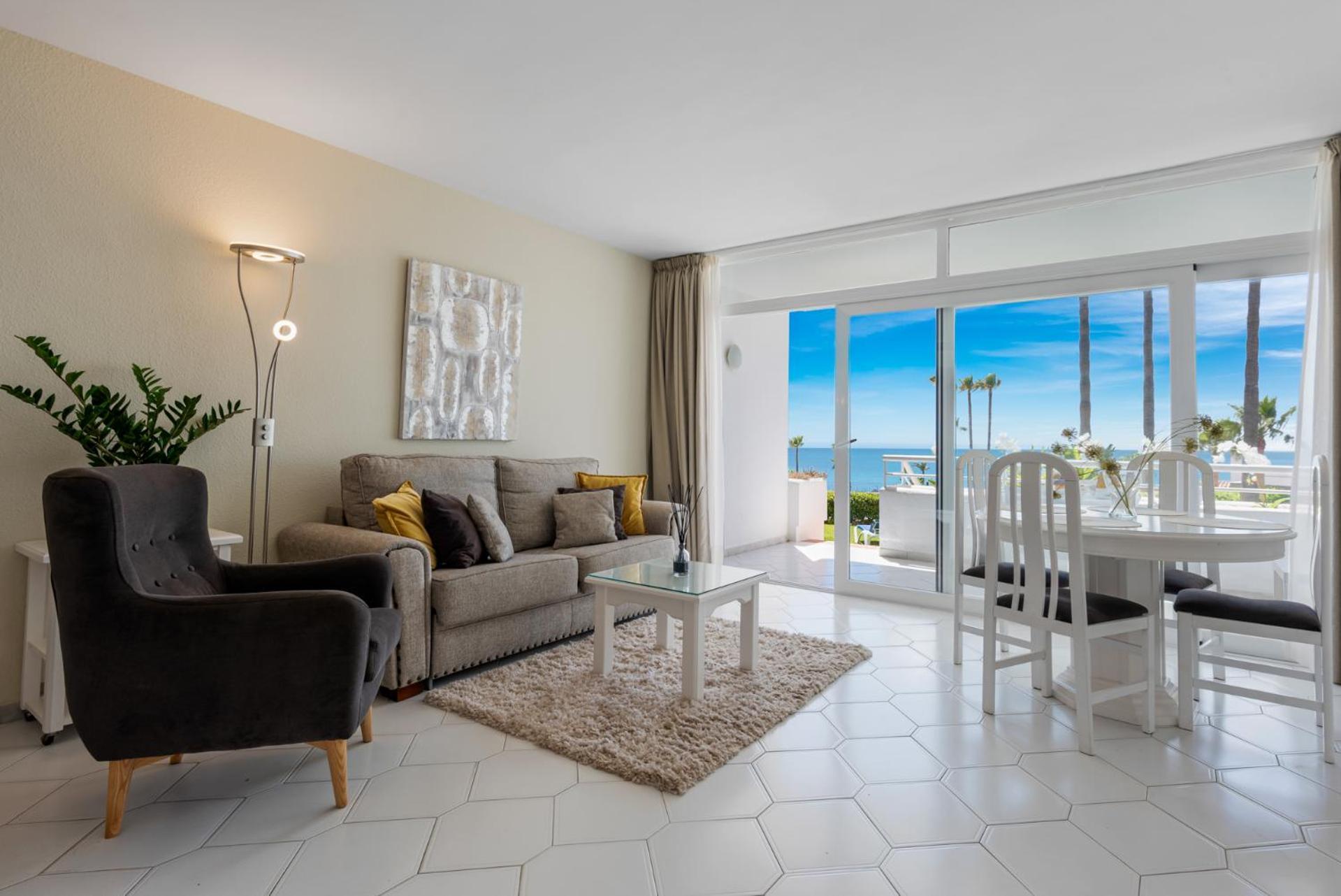 Miraflores Apartments By The Beach Costa Del Sol Sitio de Calahonda Bagian luar foto