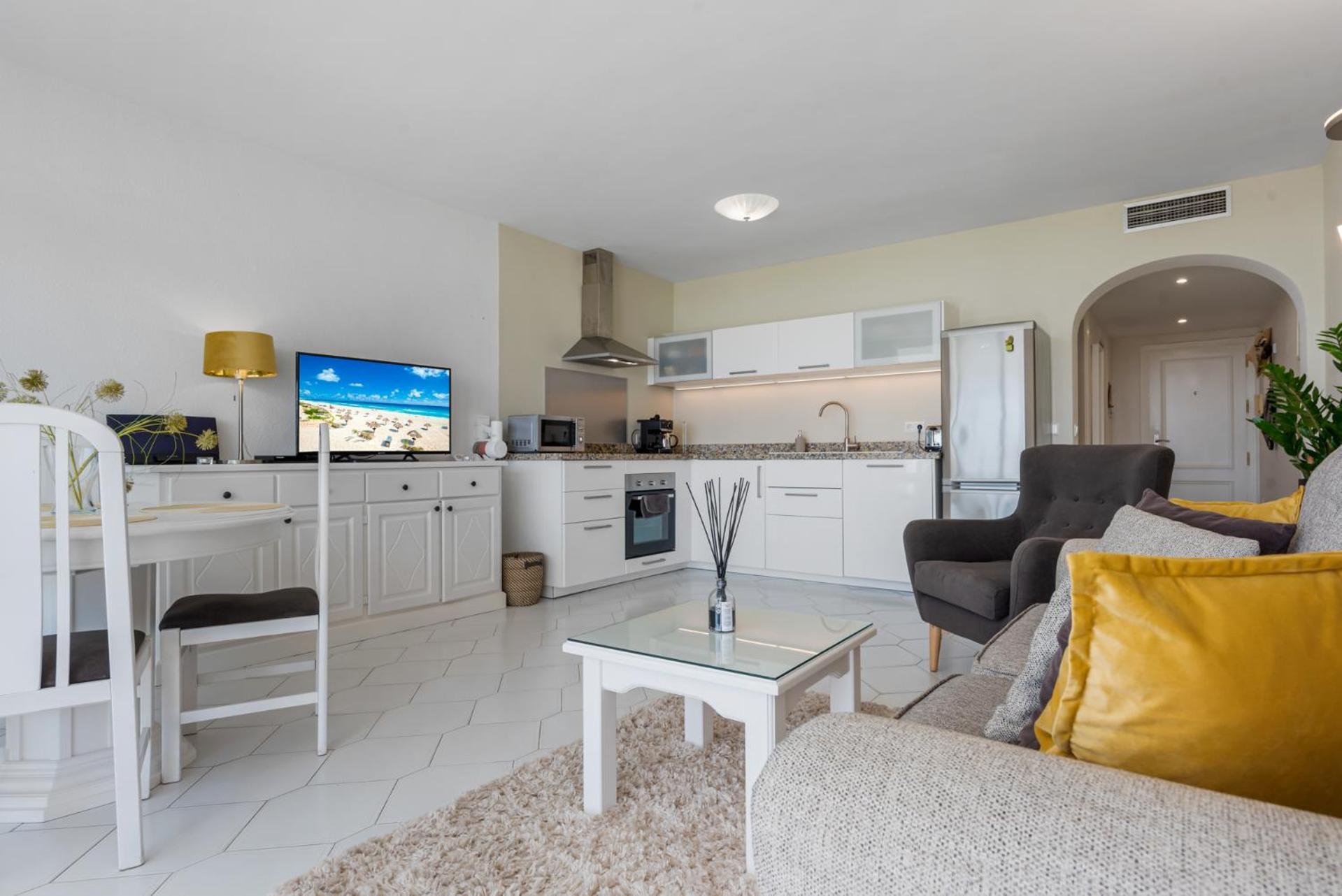 Miraflores Apartments By The Beach Costa Del Sol Sitio de Calahonda Bagian luar foto